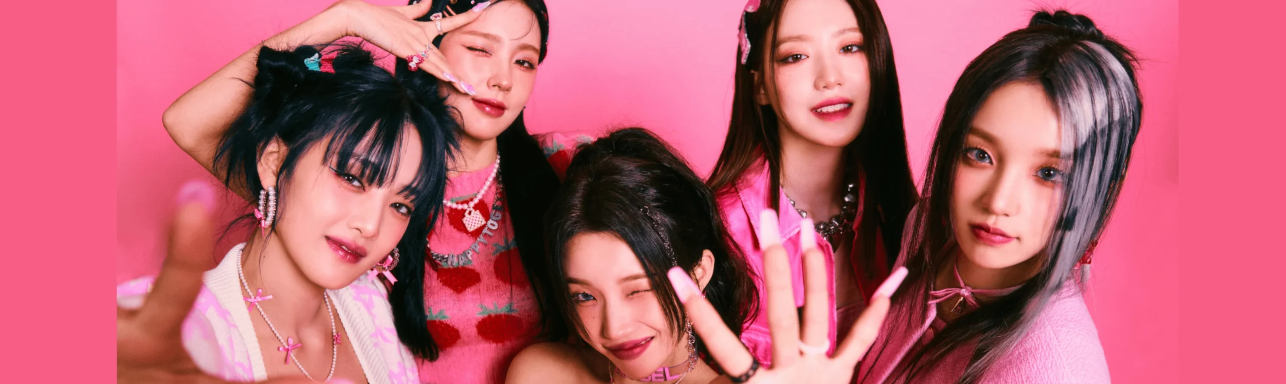 (G)I-DLE T-shirts - Official Kpop Apparel UAE | Cube Entertainment Licensed Official (G)I-DLE cotton T-shirts featuring Soyeon, Miyeon, Minnie, Yuqi and Shuhua