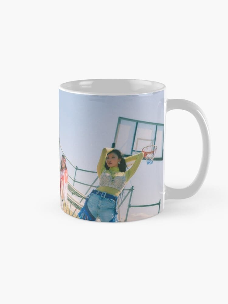 MAMAMOO coffee mug Design #012 – K-pop merch UAE