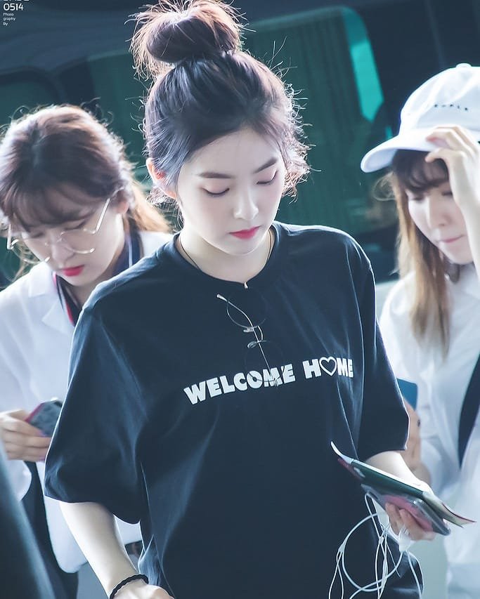 Red Velvet T-shirt Design #003 – K-pop merch UAE