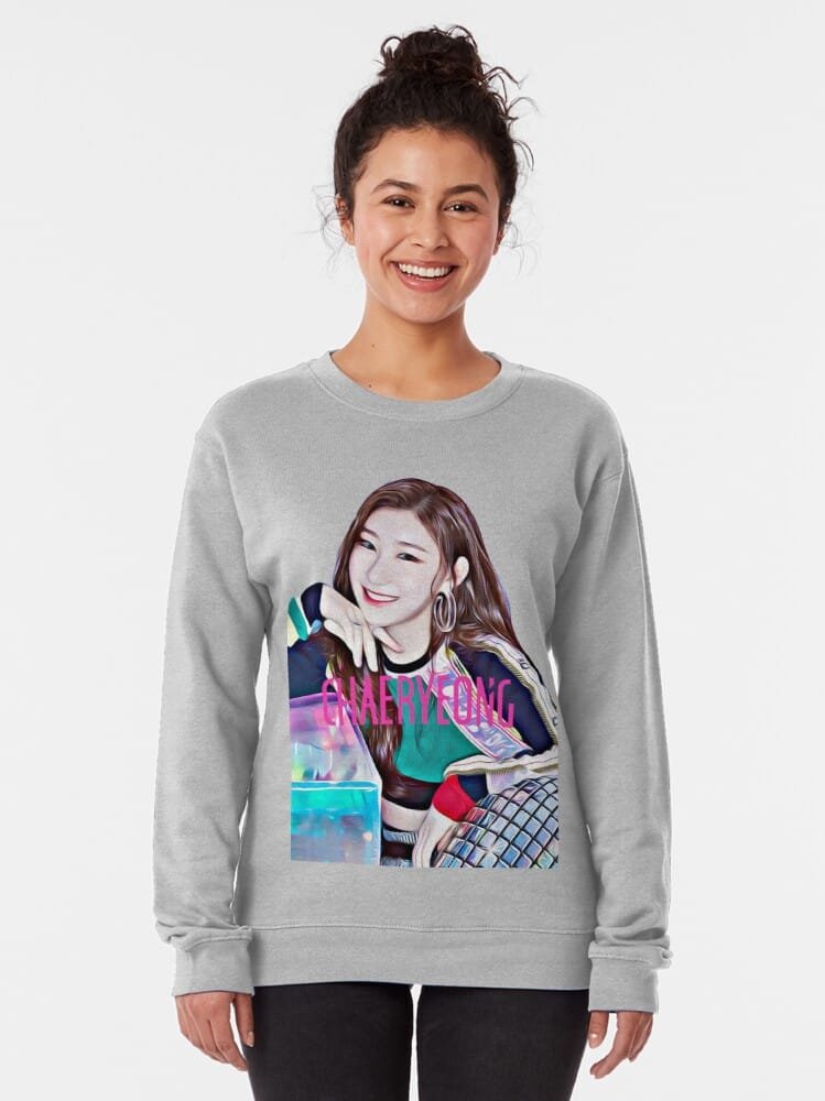 ITZY sweatshirt Design #027 – K-pop merch UAE