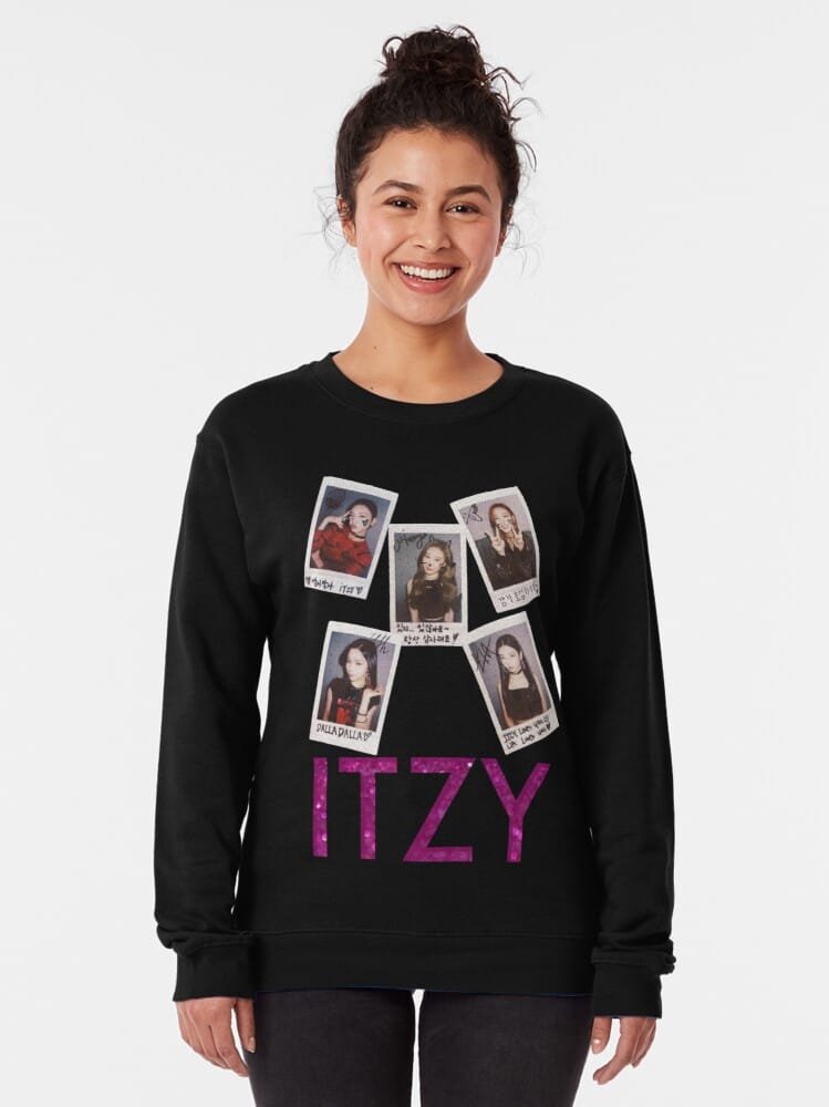 ITZY Sweatshirt – KPOP Merchandise for MIDZYs – Design #009 - Image 2